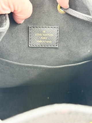 Louis Vuitton lockme MM leather bag, MM