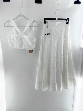 Zara embroidered eyelet set featuring structured corset-style crop top and flowy midi skirt with delicate broderie detailing, XS