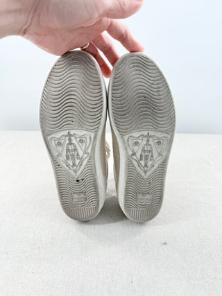 Gucci Ace GG Embossed Leather Low Top Comfort Sneakers Cream Women's Size EU 36