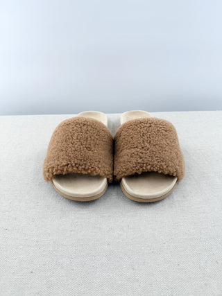 Jenni Kayne shearling open slides, 38