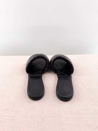 Bottega Veneta Padded slide sandals w/ diamond pattern, 39