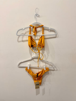 VIX by Paula Hermany 2 Pece Bikini Set; Halter Top & Bottom Yellow Top S / Bottom XS