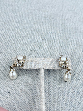Maria Elena 3 piece set comb, necklace and earrings