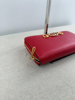 Gucci leather zip wallet with 2 tone logo