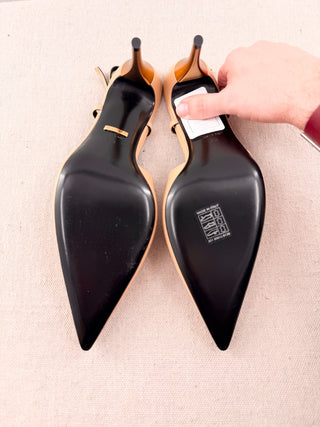 Gucci leather slingback pumps with gold heel, 39