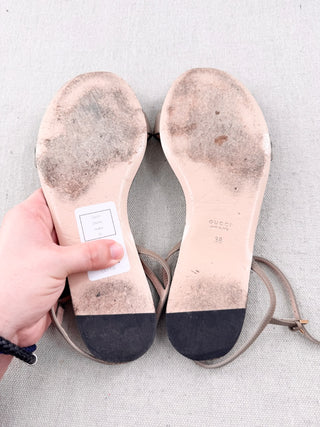 Gucci flat leather marmont sandals, 38