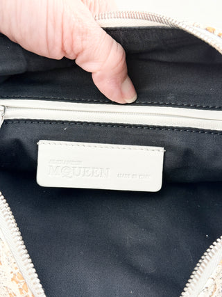 Alexander McQueen demanta clutch silk print leather