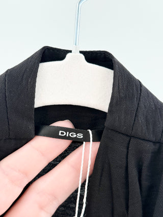 Digs sleeveless asymmetrical top, one size