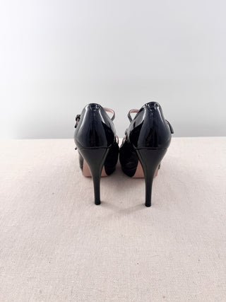 Gucci Patent leather peep toe platform heels with multi straps, 36.5
