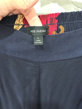 Miss Avenue Navy blue floral set, L