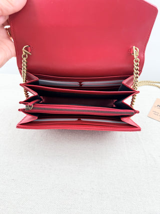 Gucci leather marmont GG wallet on the chain bag