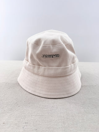 Jacquemus le bob gadjo bucket hat, 58