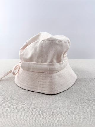 Jacquemus le bob gadjo bucket hat, 58