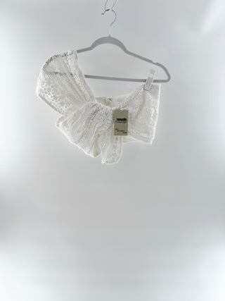 Just Bee queen White lace asymmetric crop top, S