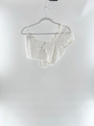 Just Bee queen White lace asymmetric crop top, S
