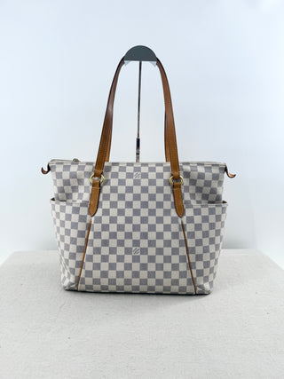 Louis Vuitton damier azul tore bag with zipper