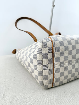 Louis Vuitton damier azul tore bag with zipper