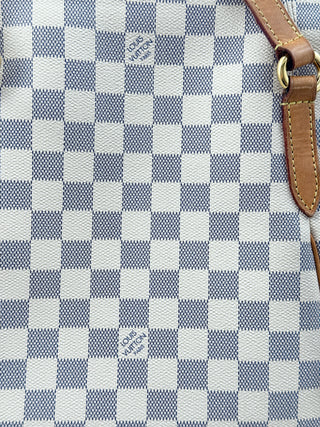 Louis Vuitton damier azul tore bag with zipper