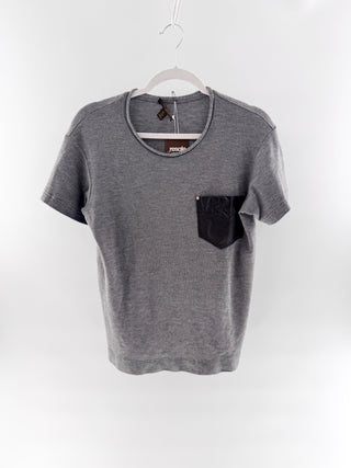 Louis Vuitton Casual grey leather pocket tee, M