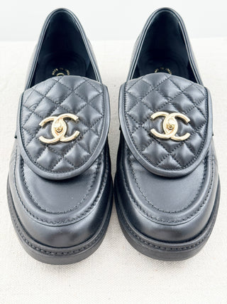 Chanel *RARE lambskin quilted CC turnlock loafers CC, 41