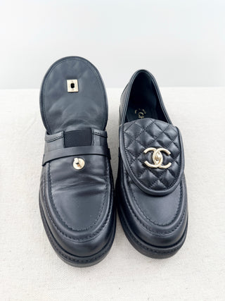 Chanel *RARE lambskin quilted CC turnlock loafers CC, 41