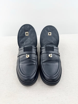 Chanel *RARE lambskin quilted CC turnlock loafers CC, 41