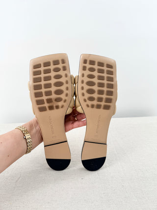 Bottega Veneta padded flat sandals, 39.5