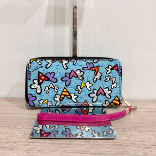 Romero Britto Flying Hearts Wristlet Clutch Wallet Blue/Pink