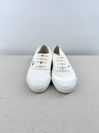 NWT Saint Laurent Olana Canvas Low Top Cap Toe Sneakers White Milk Womens 41