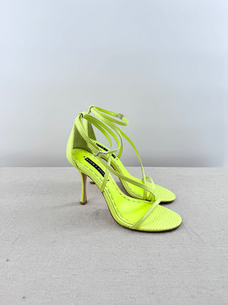 NWT Alice + Olivia Deidra Leather Strappy Heeled Sandals Citron Womens Size US 8