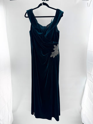 Alex Evenings Off Shoulder Embellished Fit & Flare Velvet Gown Forest Green 18