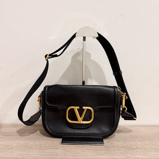 Valentino Garavani Alltime Grainy Calfskin Medium Shoulder Bag Black/Gold