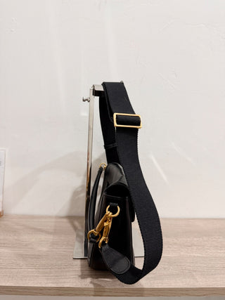 Valentino Garavani Alltime Grainy Calfskin Medium Shoulder Bag Black/Gold