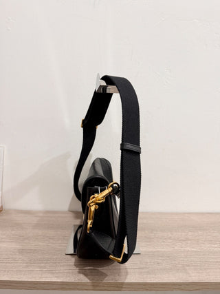 Valentino Garavani Alltime Grainy Calfskin Medium Shoulder Bag Black/Gold