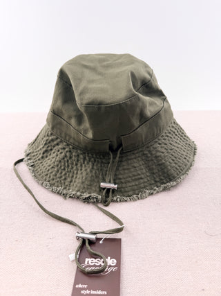 Jacquemus Cotton bucket hat with frayed brim, silver tone logo hardware & adjustable drawstring, 58