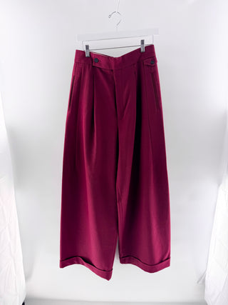 Closed Tailored trousers with cuffed hems & signature logo pin at back, 29