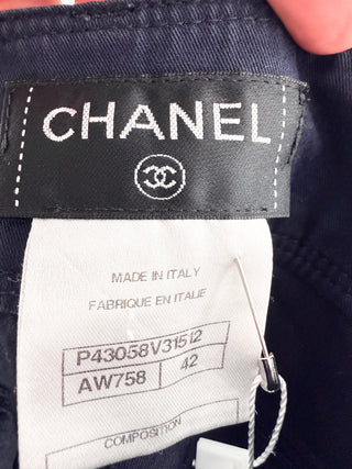 Chanel Shorts with ruffle hem & CC logo button detail, 42
