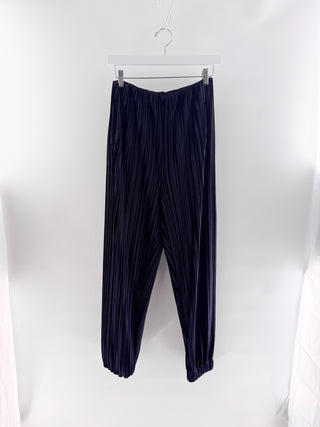 Giorgio Armani Pleated trousers with elastic waistband & tapered leg, 42 IT / US 6