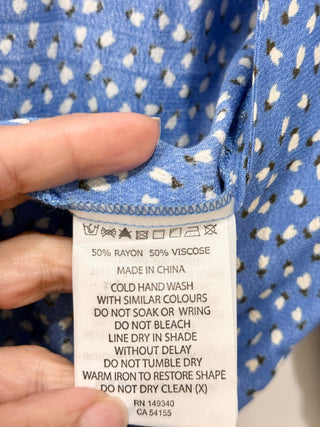 Rolla's pattern front tie blouse top, S