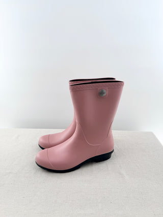 Ugg half calf rain boots rubber, 9