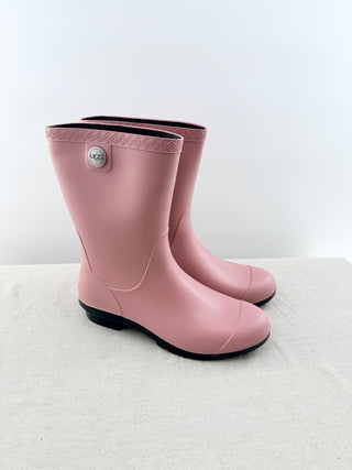 Ugg half calf rain boots rubber, 9