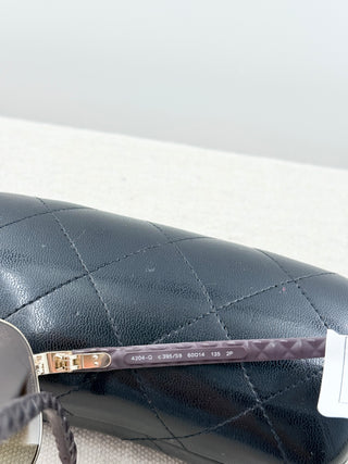 Chanel aviator sunglasses with leather temples 4204 - Q