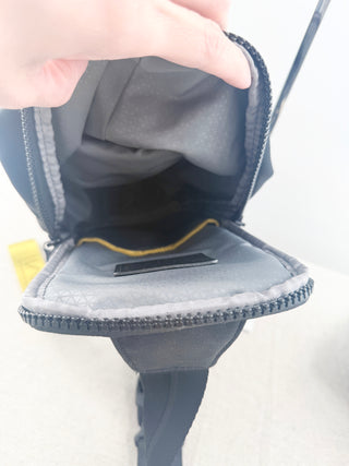 Tumi bozeman tahoe sling bag nylon