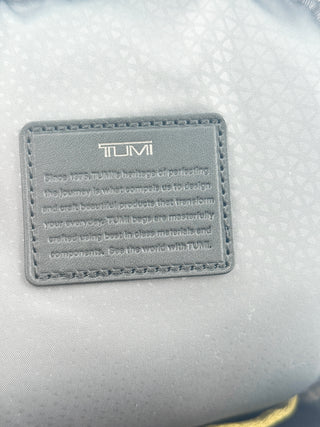 Tumi bozeman tahoe sling bag nylon