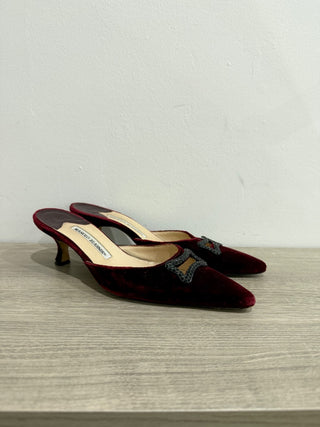 Manolo Blahnik Velvet Pointy Toe Crystal Kitten Heel Mules Red Women 38 / US 8