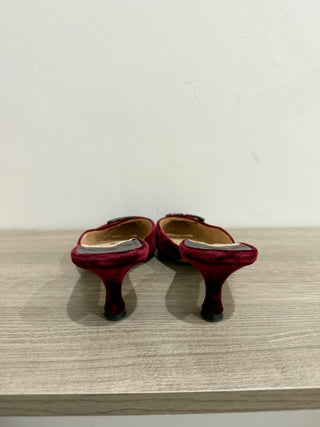 Manolo Blahnik Velvet Pointy Toe Crystal Kitten Heel Mules Red Women 38 / US 8