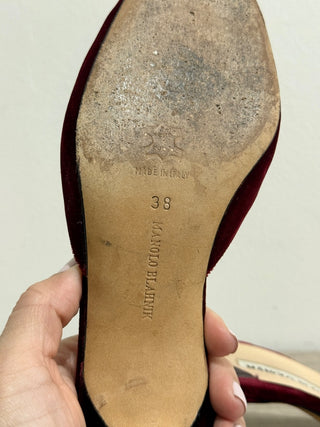 Manolo Blahnik Velvet Pointy Toe Crystal Kitten Heel Mules Red Women 38 / US 8