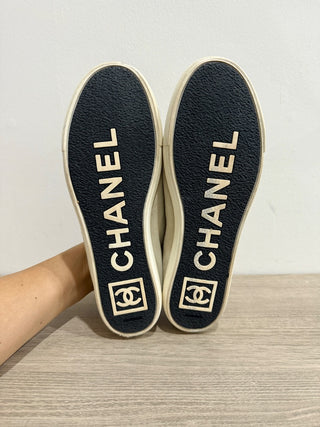 Chanel Suede Lace Up Low Top Comfort Sneakers Shoes Nude Women's Size 39 / US 9