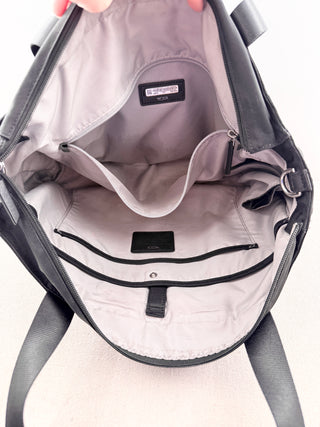 Tumi voyager nylon tote bag