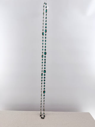 Chanel long chiclet sautoir necklace with emerald glass cry7stals in gilt gold